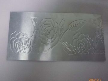Высокие отполированные плиты имени металла/полудили лист с высеканной нашивкой диамантов